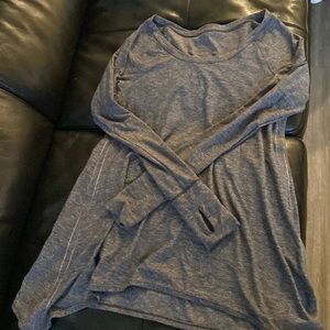Lululemon relax top. Unsure of name